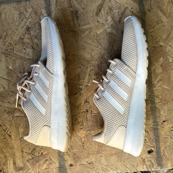 Addidas - Picture 3 of 3